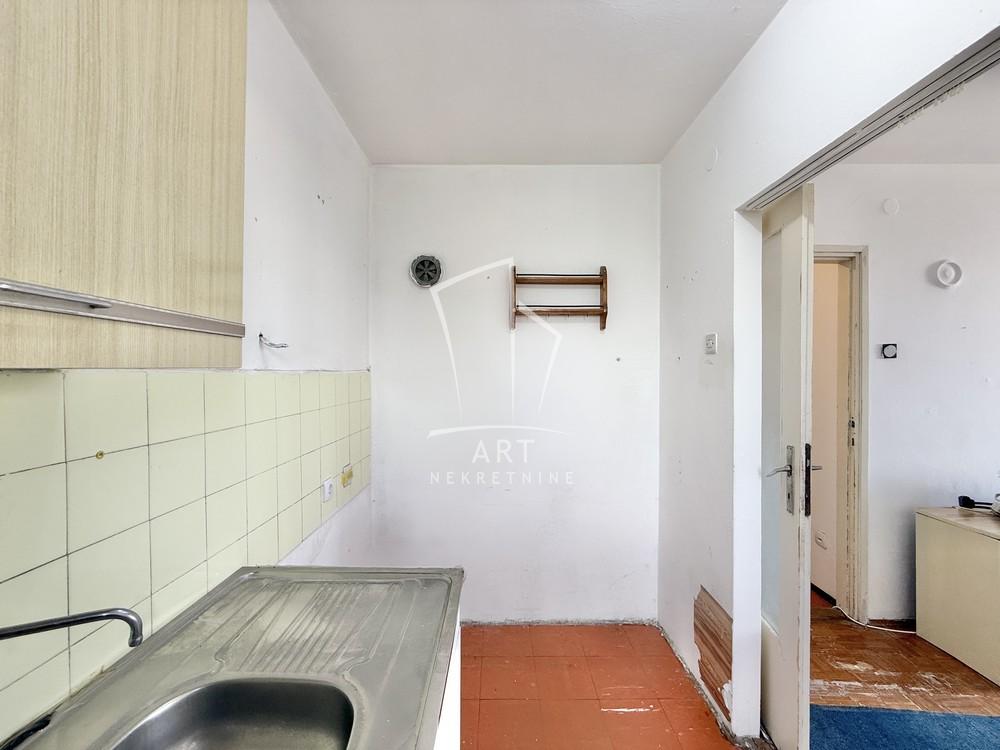 Stan na prodaju u Beogradu, Čukarica, dvosoban, 40m2, cena 80000 evra