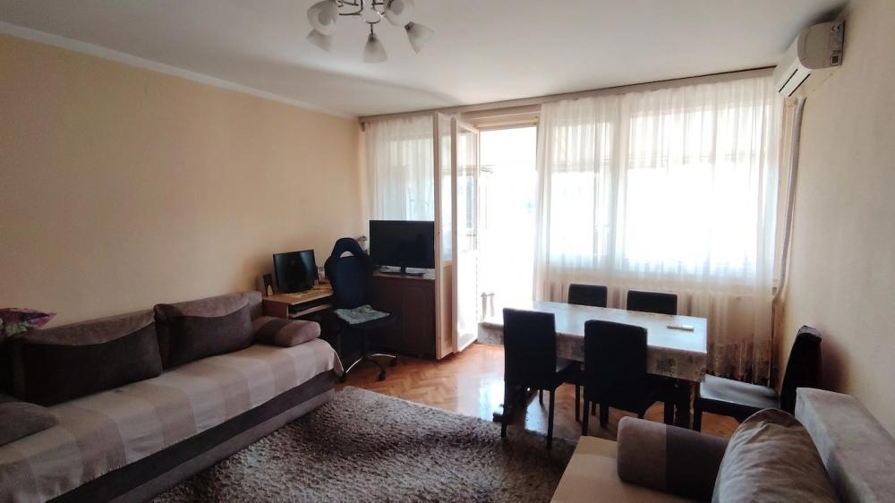 Stan na prodaju u Beogradu, Voždovac, jednosoban, 42m2, cena 123000 evra