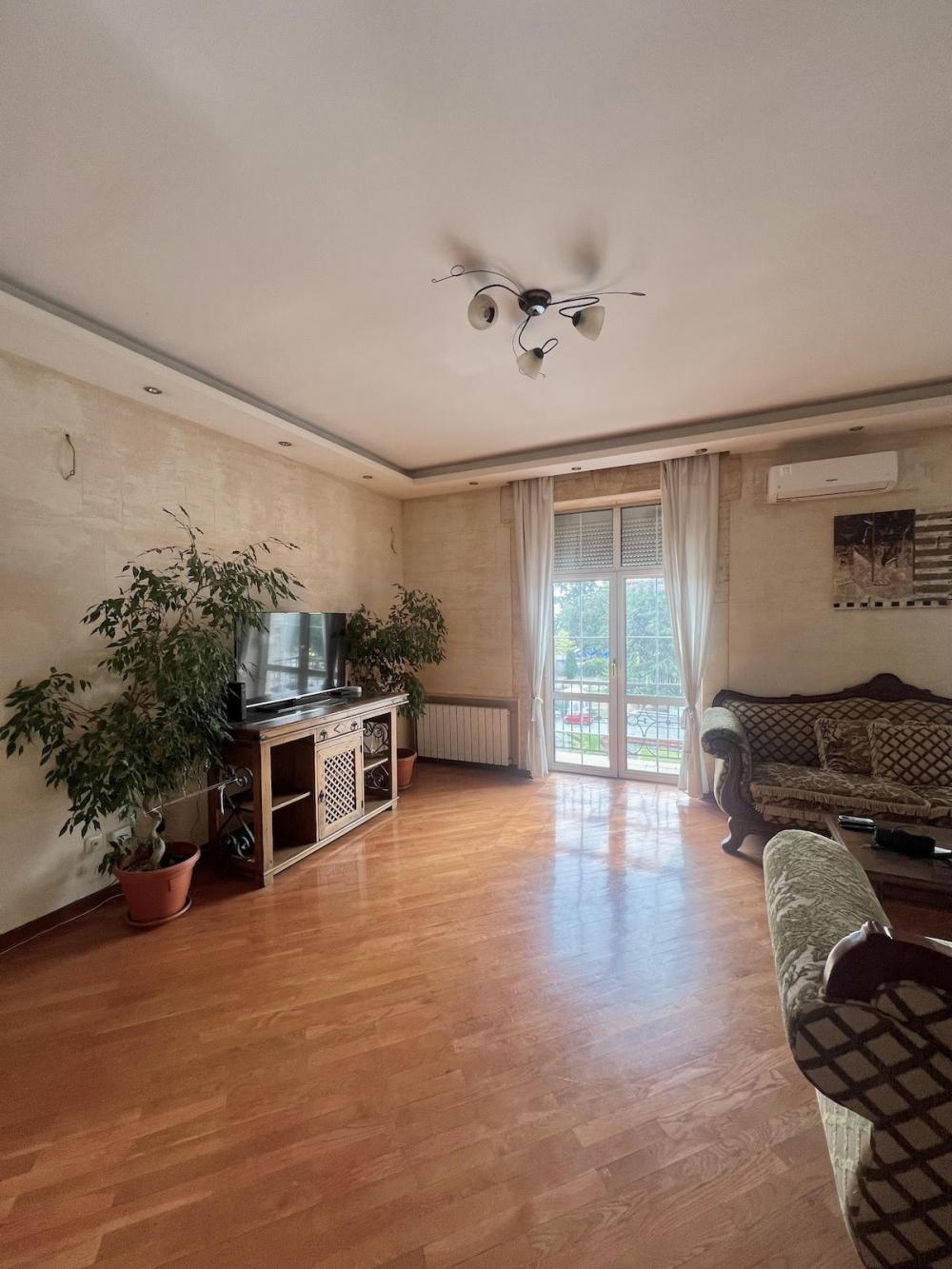 Stan na prodaju u Beogradu, Beograd (centar), cetvorosoban, 114m2, cena 750000 evra