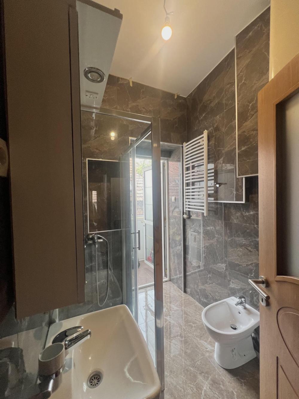Stan na prodaju u Beogradu, Beograd (centar), cetvorosoban, 114m2, cena 750000 evra