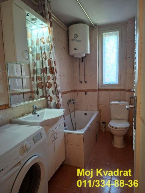 Stan na prodaju u Beogradu, Lion, jednoiposoban, 36m2, cena 165000 evra