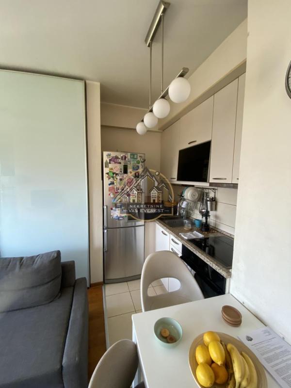Stan na prodaju u Beogradu, Novi Beograd blok 63, jednosoban, 32m2, cena 135000 evra