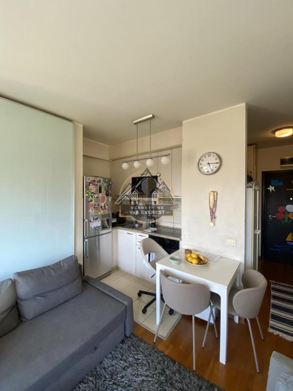 Stan na prodaju u Beogradu, Novi Beograd blok 63, jednosoban, 32m2, cena 135000 evra