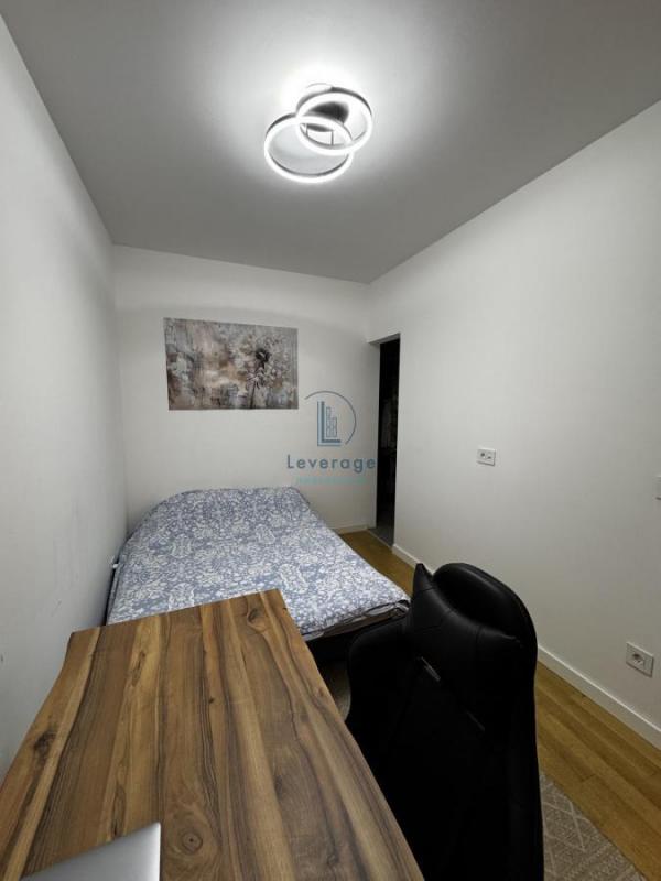 Stan na prodaju u Beogradu, Voždovac, trosoban, 61m2, cena 245000 evra