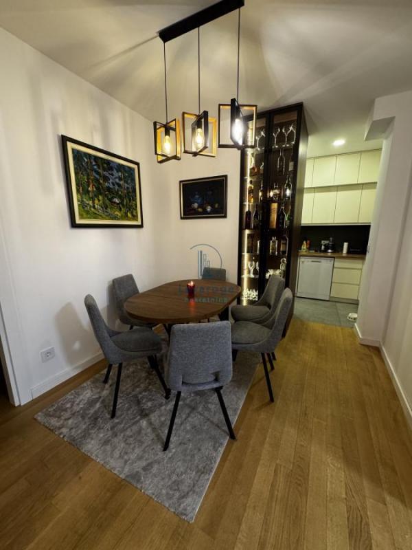 Stan na prodaju u Beogradu, Voždovac, trosoban, 61m2, cena 245000 evra