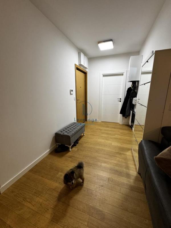 Stan na prodaju u Beogradu, Voždovac, trosoban, 61m2, cena 245000 evra