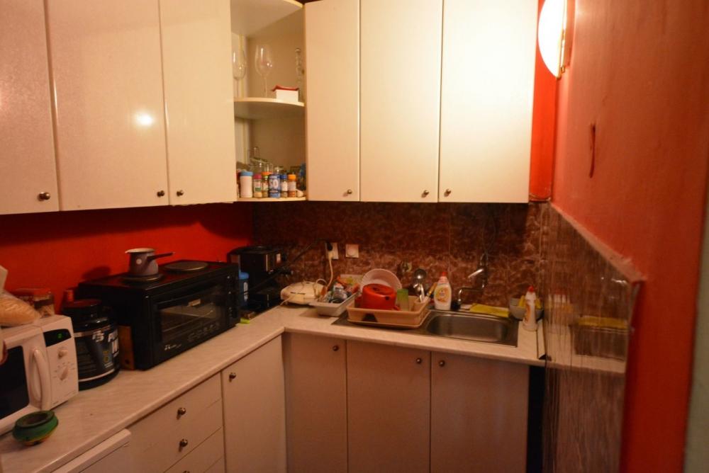 Stan na prodaju u Beogradu, Braće Jerković, dvoiposoban, 64m2, cena 155000 evra