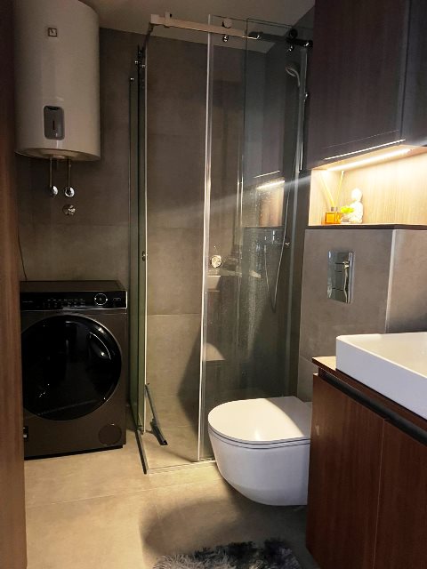 Stan na prodaju u Beogradu, Banjica, cetvorosoban, 122m2, cena 235000 evra