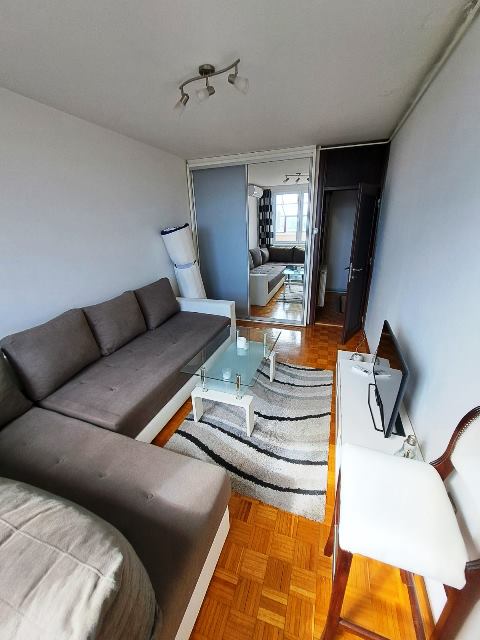 Stan na prodaju u Beogradu, Banjica, cetvorosoban, 122m2, cena 235000 evra