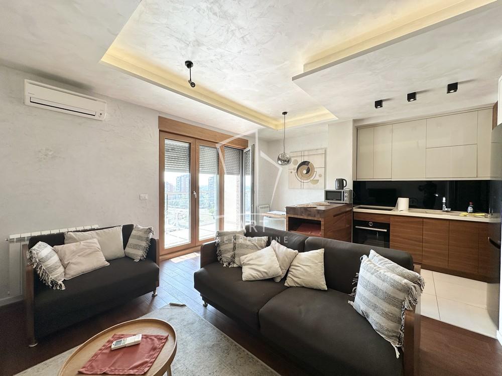 Stan na prodaju u Beogradu, Novi Beograd, dvosoban, 72m2, cena 258000 evra