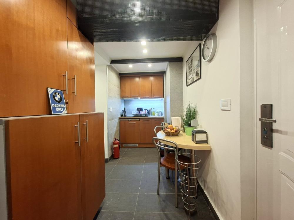 Stan na prodaju u Beogradu, Beograd (centar), jednoiposoban, 33m2, cena 163000 evra
