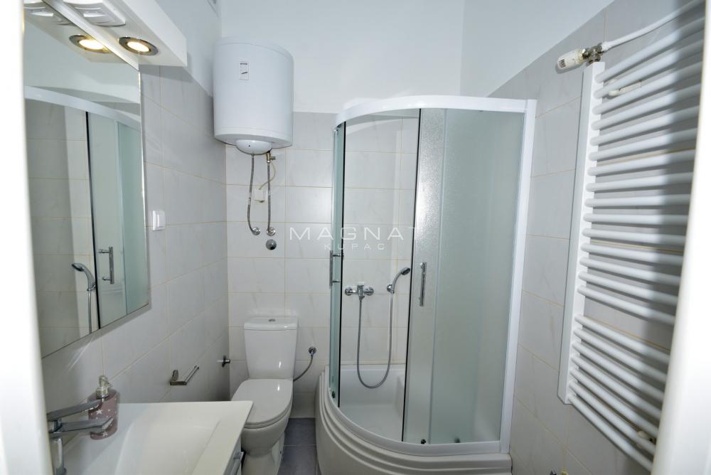 Stan na prodaju u Beogradu, Slavija, dvosoban, 50m2, cena 249900 evra