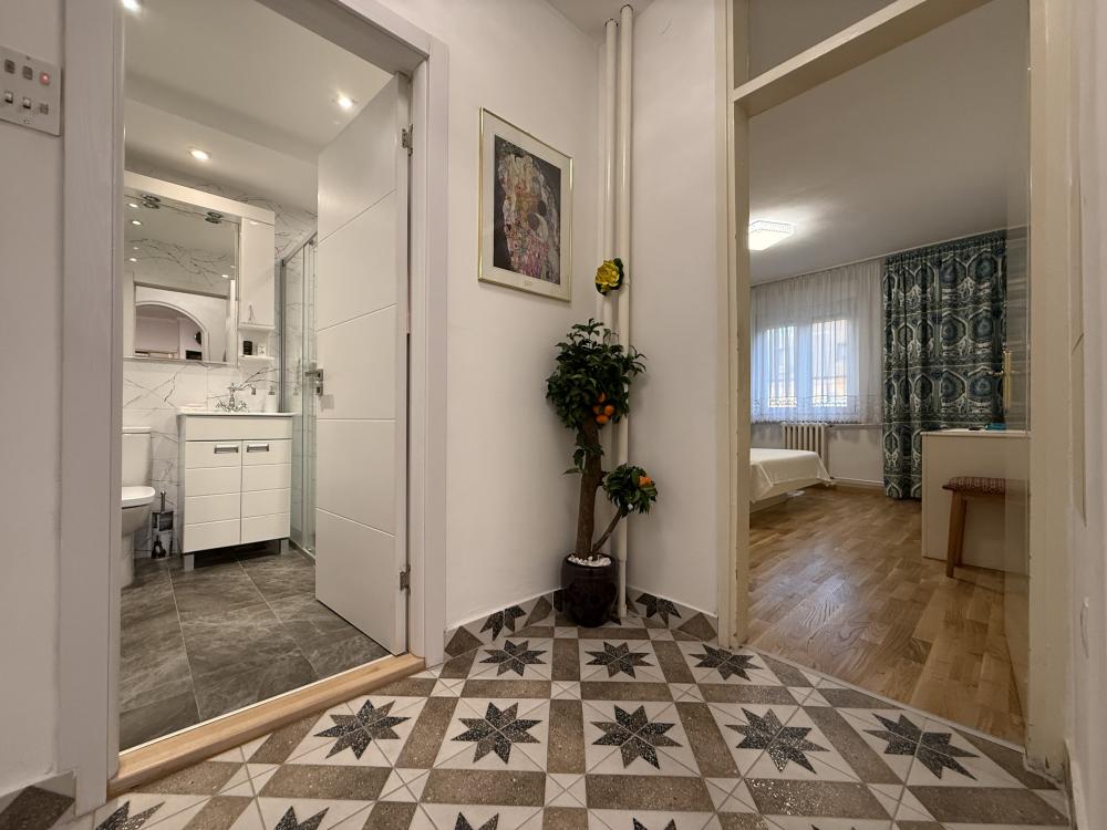 Stan na prodaju u Beogradu, Šumice, 65m2, cena 220000 evra