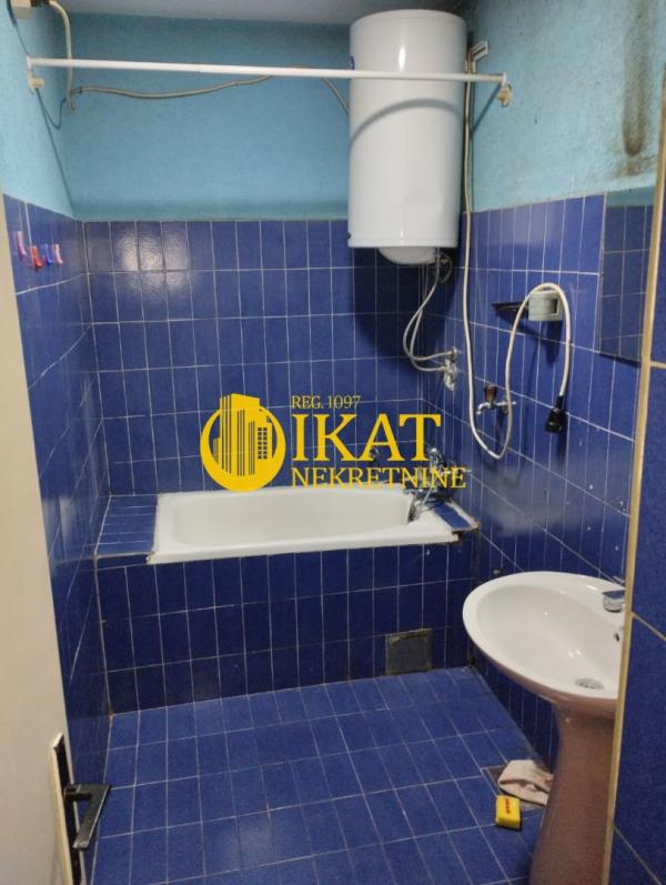 Stan na prodaju u Beogradu, Braće Jerković, dvosoban, 53m2, cena 149000 evra