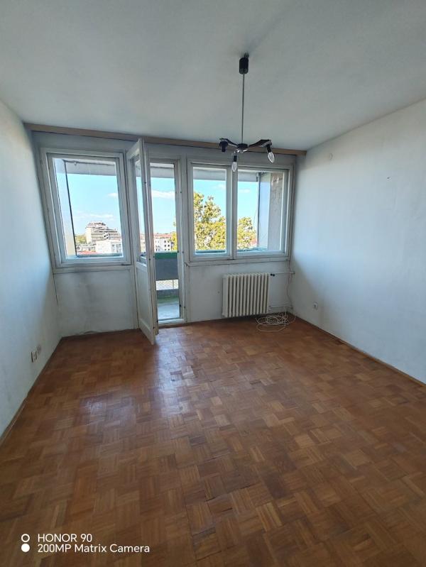 Stan na prodaju u Beogradu, Zemun, dvosoban, 58m2, cena 139500 evra