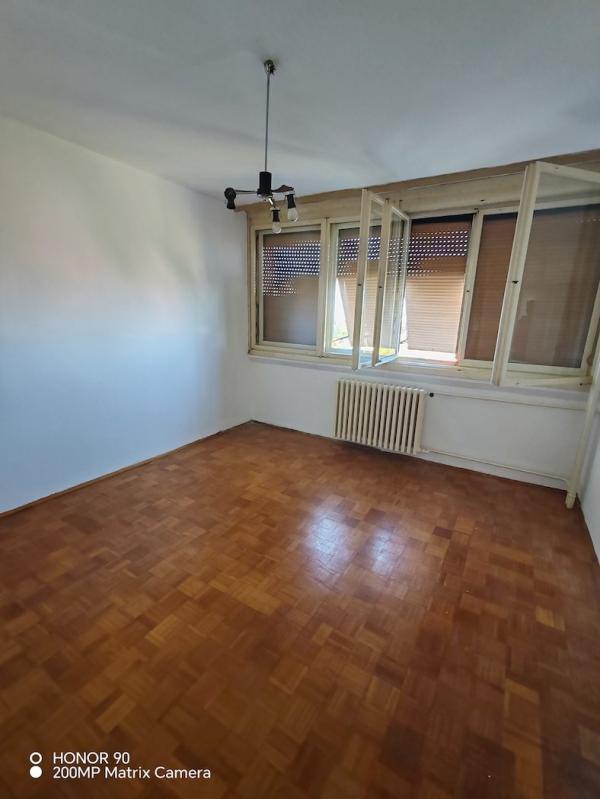 Stan na prodaju u Beogradu, Zemun, dvosoban, 58m2, cena 139500 evra