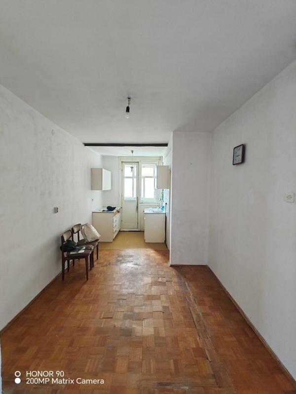 Stan na prodaju u Beogradu, Zemun, dvosoban, 58m2, cena 139500 evra