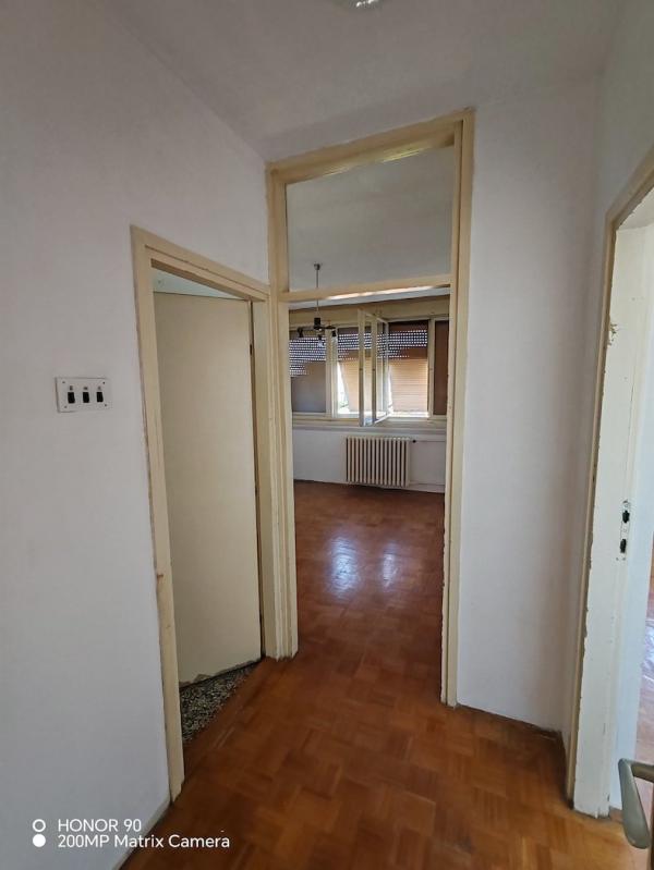 Stan na prodaju u Beogradu, Zemun, dvosoban, 58m2, cena 139500 evra