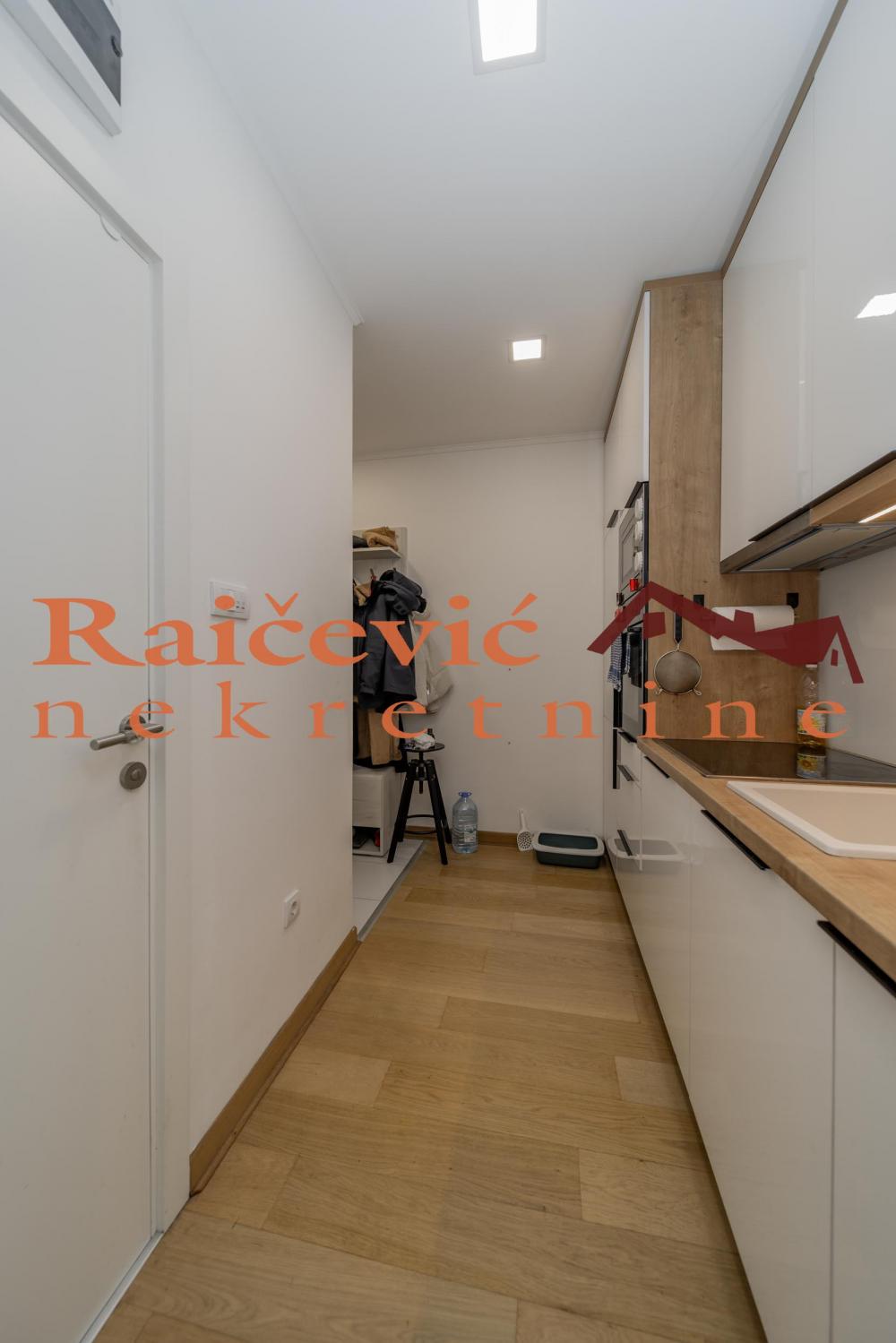 Stan na prodaju u Beogradu, Beograd (centar), dvosoban, 44m2, cena 172000 evra