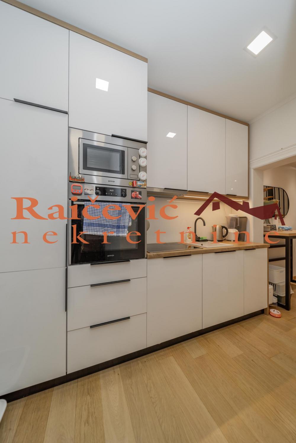 Stan na prodaju u Beogradu, Beograd (centar), dvosoban, 44m2, cena 172000 evra