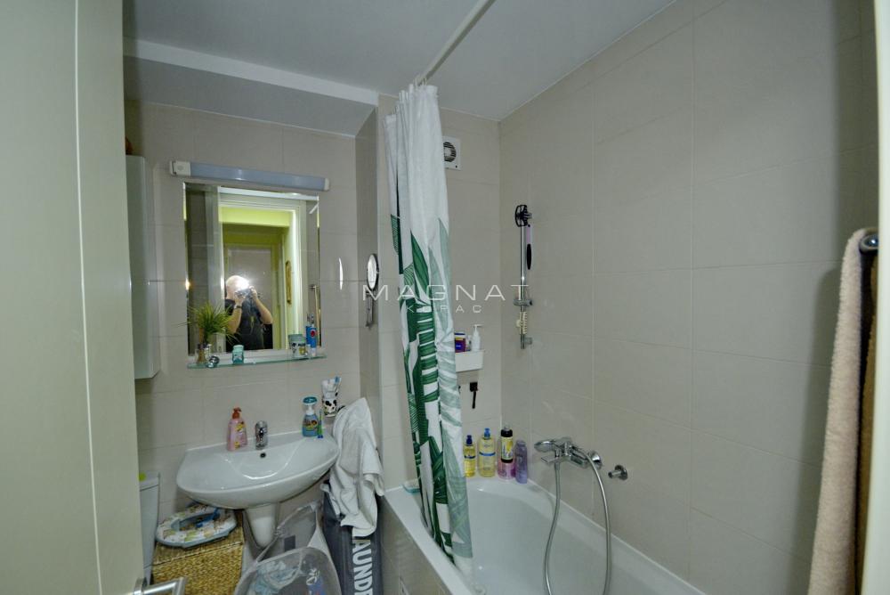 Stan na prodaju u Beogradu, Novi Beograd, dvosoban, 60m2, cena 259000 evra