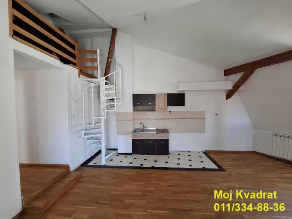 Stan na prodaju u Beogradu, Rakovica, trosoban, 87m2, cena 138000 evra
