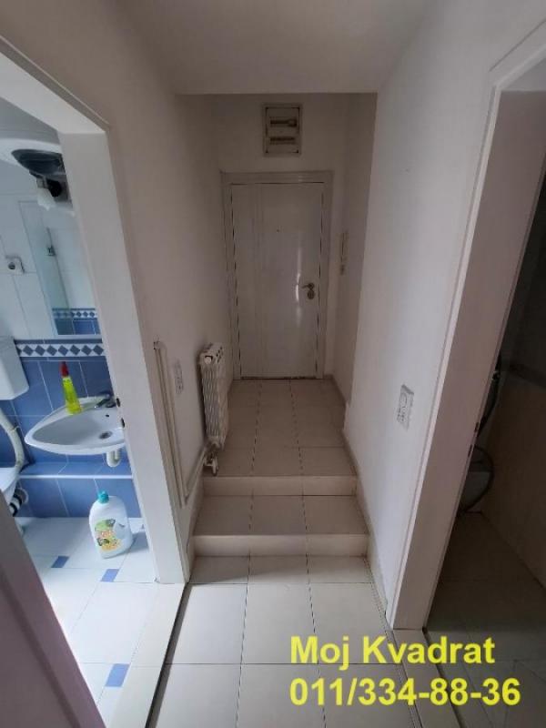 Stan na prodaju u Beogradu, Rakovica, trosoban, 87m2, cena 138000 evra