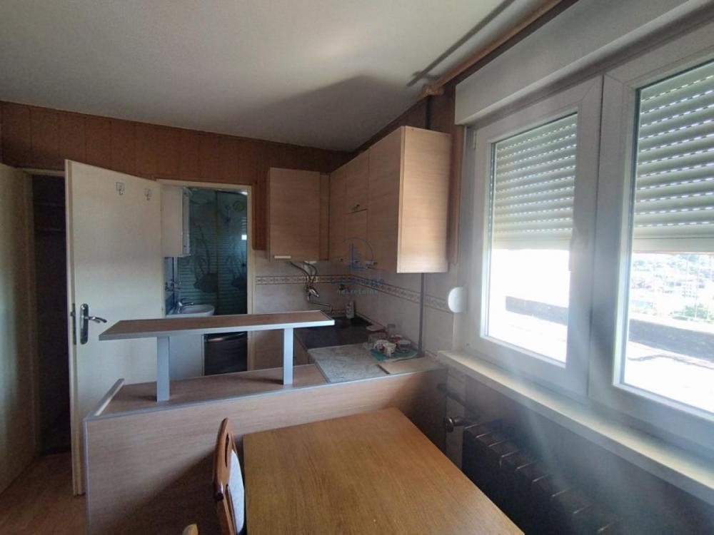 Stan na prodaju u Beogradu, Karaburma, dvosoban, 37m2, cena 107500 evra