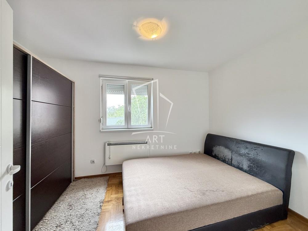 Stan na prodaju u Beogradu, Mirijevo, dvoiposoban, 50m2, cena 140000 evra