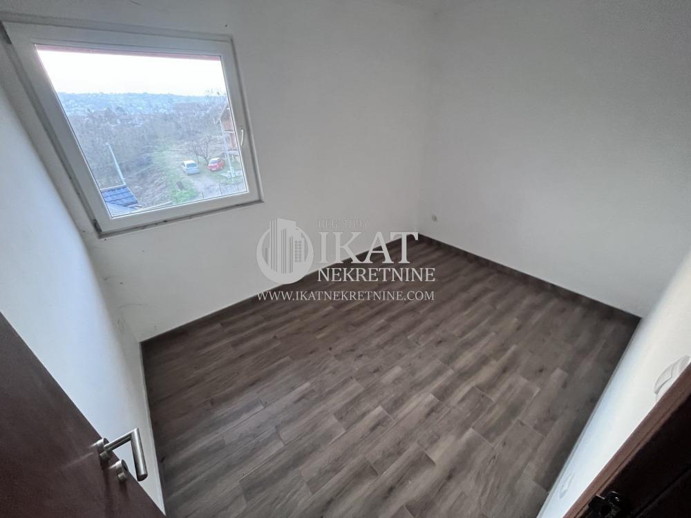 Stan na prodaju u Beogradu, Kaluđerica, dvoiposoban, 53m2, cena 71550 evra