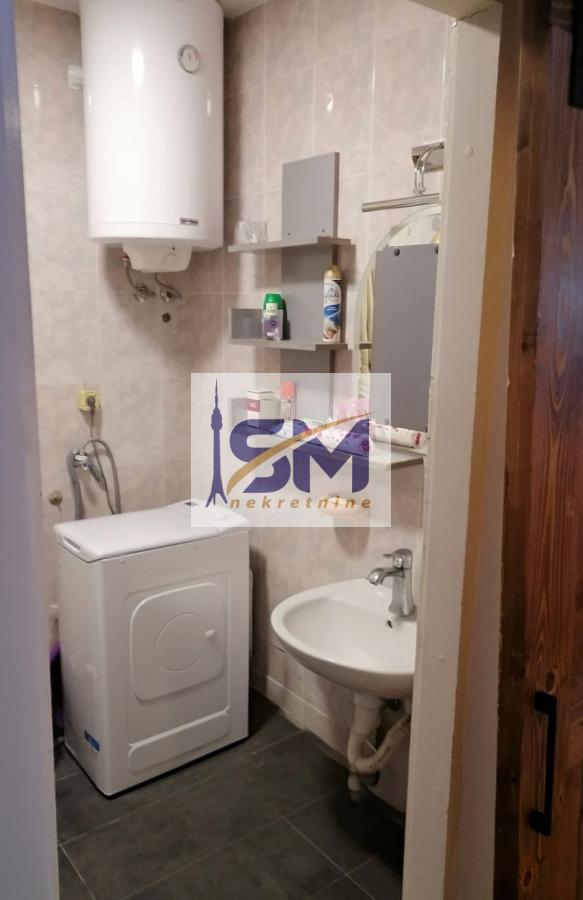 Stan na prodaju u Beogradu, Bogoslovija, trosoban, 53m2, cena 158500 evra