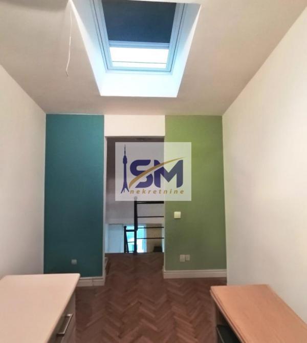 Stan na prodaju u Beogradu, Bogoslovija, trosoban, 53m2, cena 158500 evra