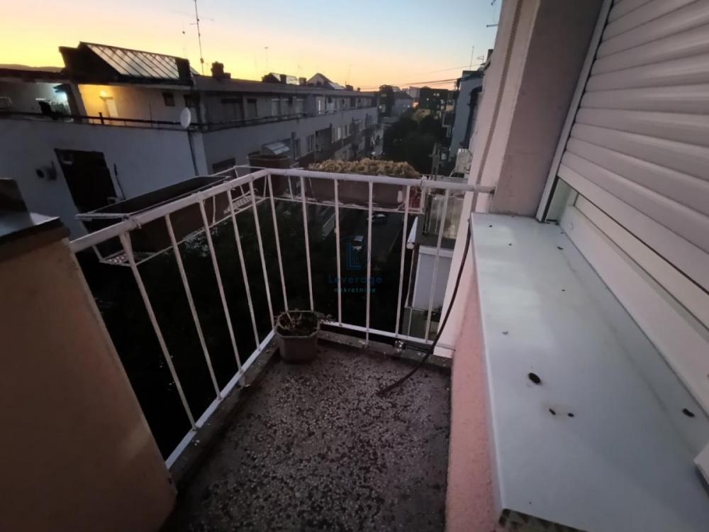 Stan na prodaju u Beogradu, jednoiposoban, 43m2, cena 51600 evra