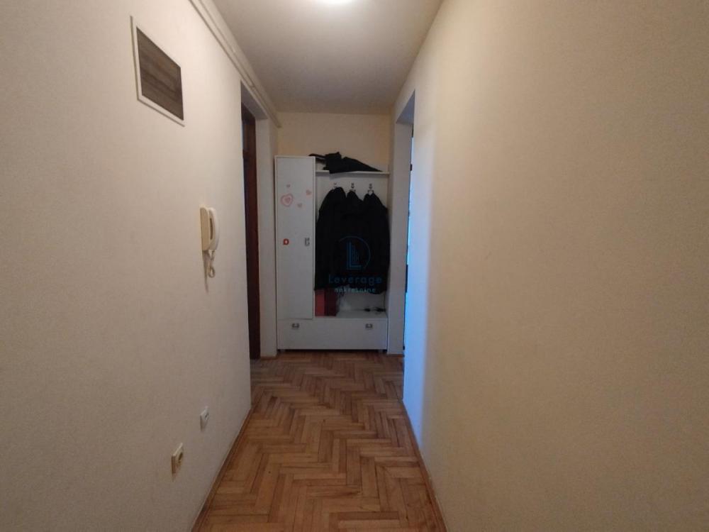 Stan na prodaju u Beogradu, Borča, dvosoban, 57m2, cena 120000 evra