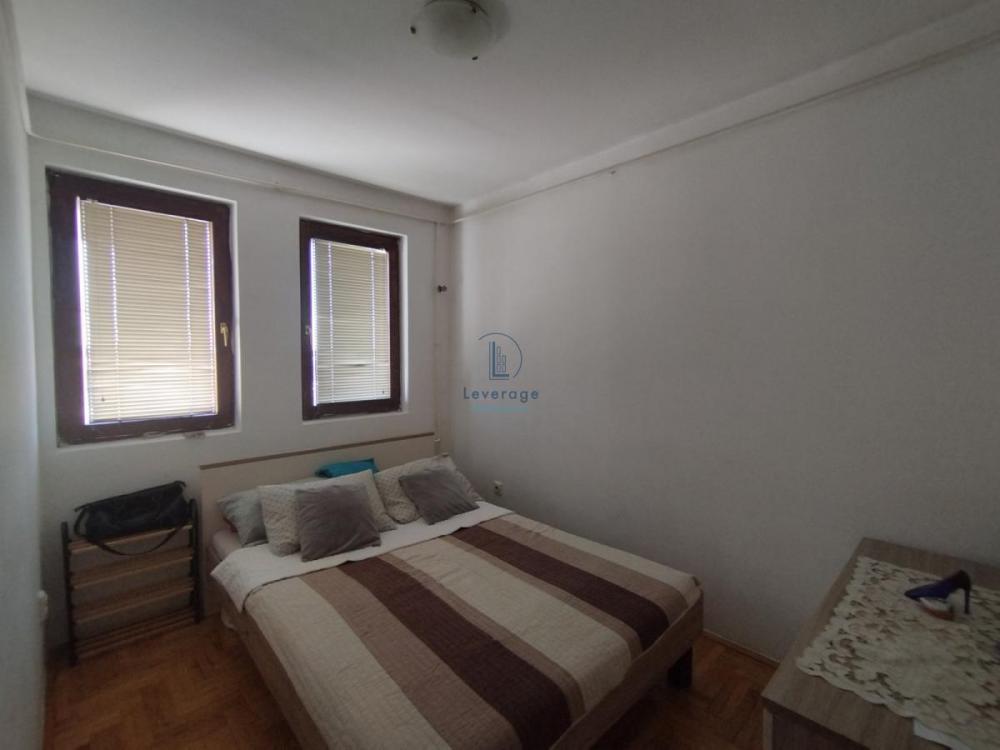 Stan na prodaju u Beogradu, Borča, dvosoban, 57m2, cena 120000 evra