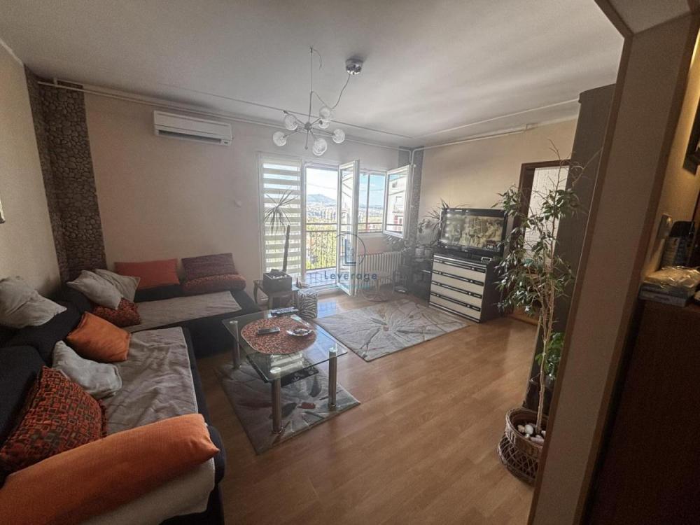 Stan na prodaju u Beogradu, Labudovo brdo, trosoban, 85m2, cena 165000 evra