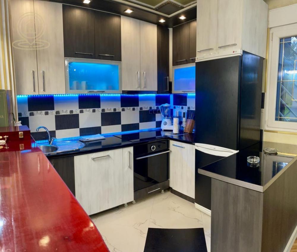 Stan na prodaju u Beogradu, Karaburma, dvosoban, 57m2, cena 165000 evra