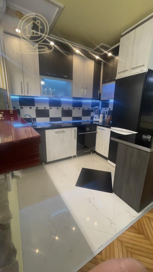 Stan na prodaju u Beogradu, Karaburma, dvosoban, 57m2, cena 165000 evra