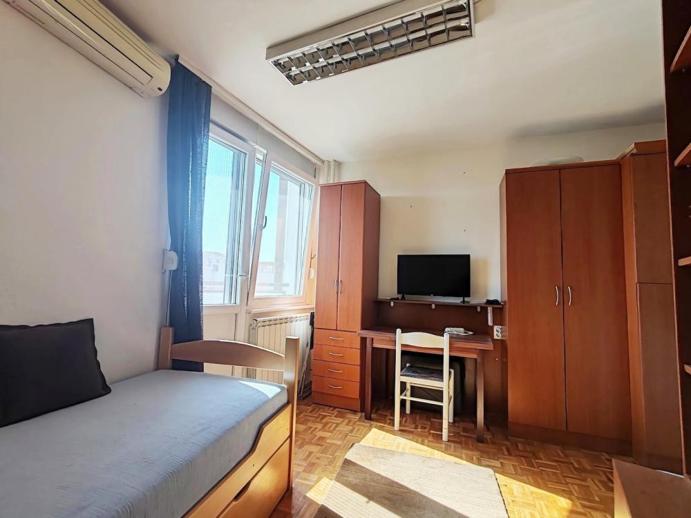 Stan na prodaju u Beogradu, Dorćol, 16m2, cena 82000 evra