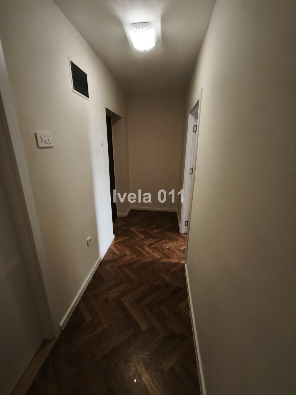 Stan na prodaju u Beogradu, Voždovac, dvosoban, 50m2, cena 160000 evra