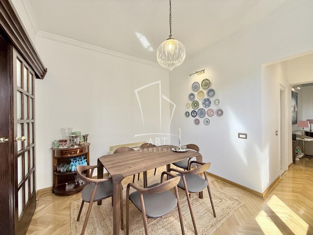 Stan na prodaju u Beogradu, Vračar, trosoban, 107m2, cena 570000 evra