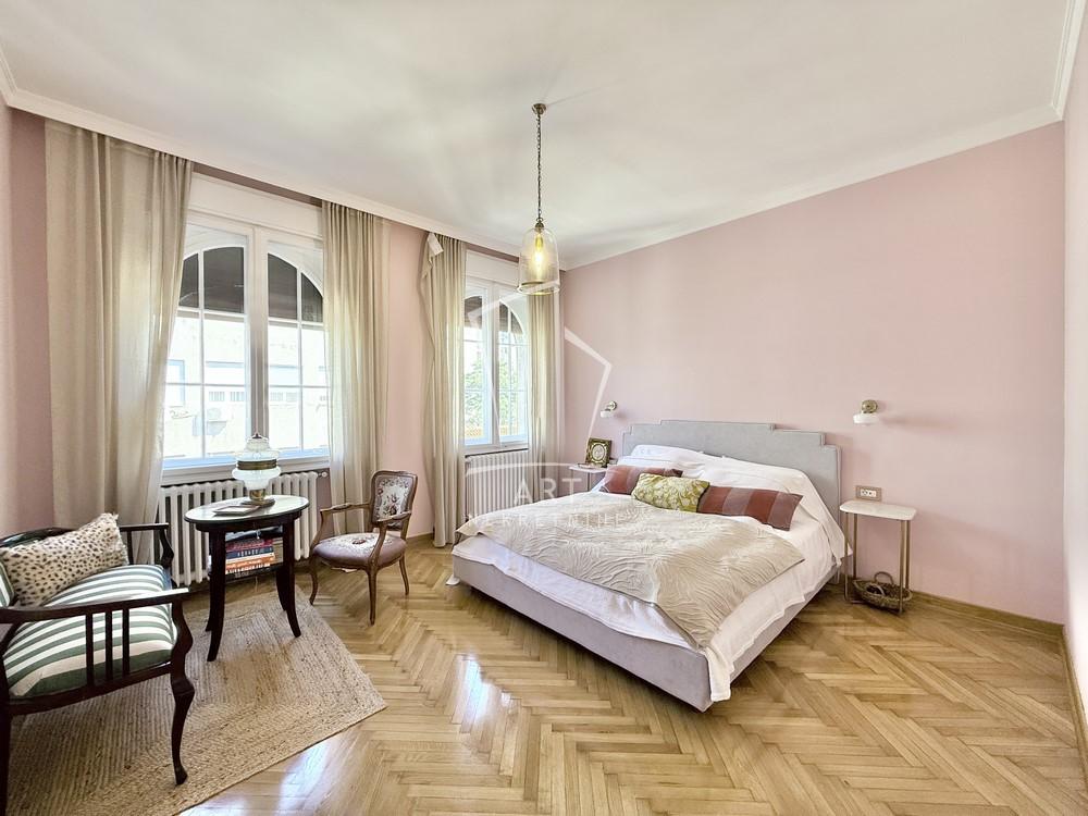 Stan na prodaju u Beogradu, Vračar, trosoban, 107m2, cena 570000 evra