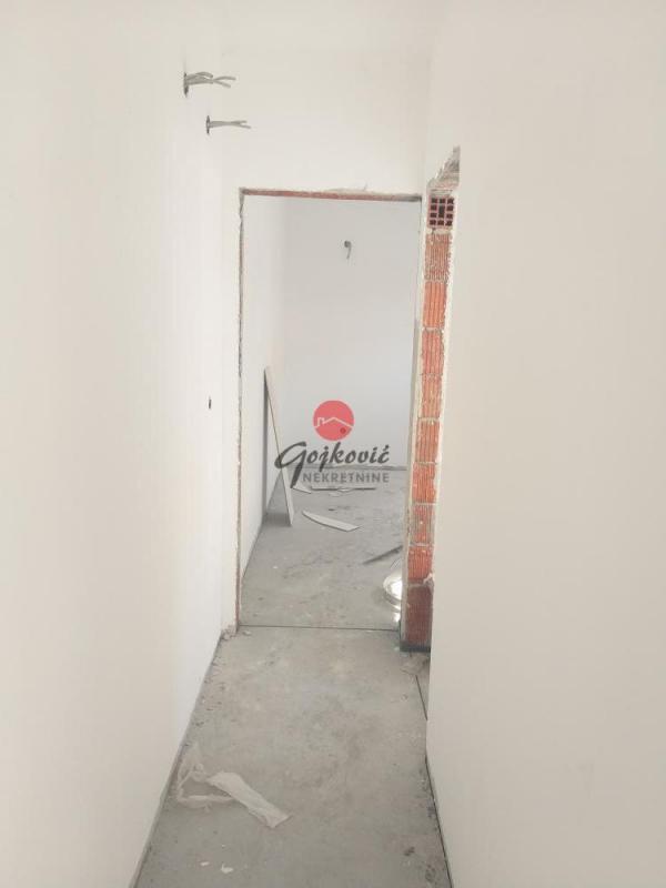 Stan na prodaju u Beogradu, Mirijevo, troiposoban, 61m2, cena 139600 evra