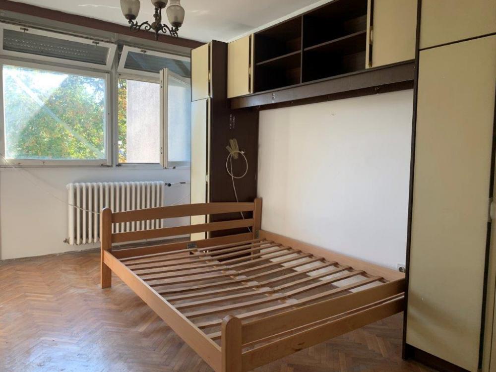 Stan na prodaju u Beogradu, Borča, dvosoban, 56m2, cena 100000 evra
