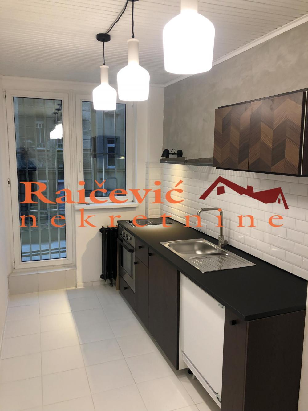 Stan na prodaju u Beogradu, Beograd (centar), 116m2, cena 438000 evra