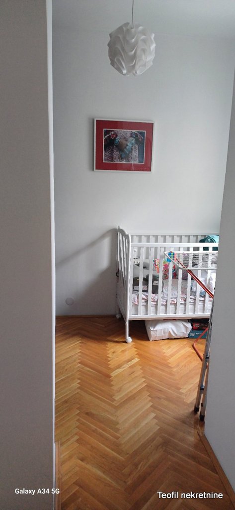 Stan na prodaju u Beogradu, Obilićev venac, trosoban, 82m2, cena 360000 evra