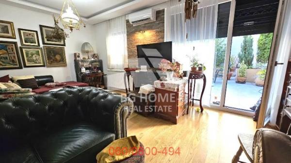 Stan na prodaju u Beogradu, Kalenić pijaca, dvosoban, 51m2, cena 221000 evra