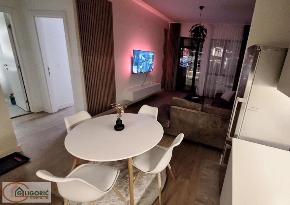 Stan na prodaju u Beogradu, Beograd na vodi, dvosoban, 58m2, cena 275000 evra