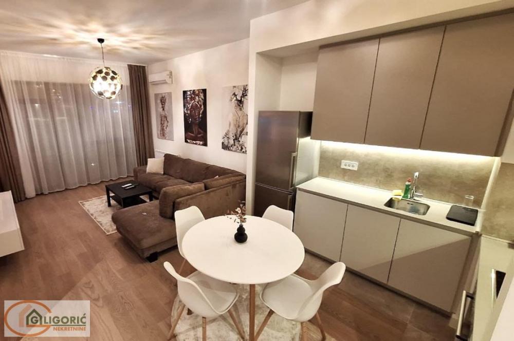 Stan na prodaju u Beogradu, Beograd na vodi, dvosoban, 58m2, cena 275000 evra