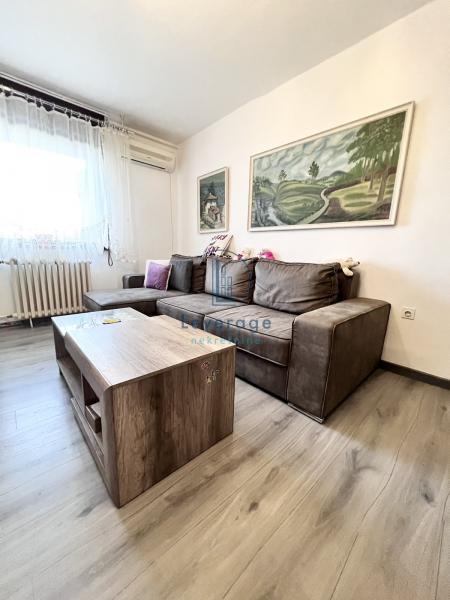 Stan na prodaju u Beogradu, Miljakovac, trosoban, 75m2, cena 180000 evra